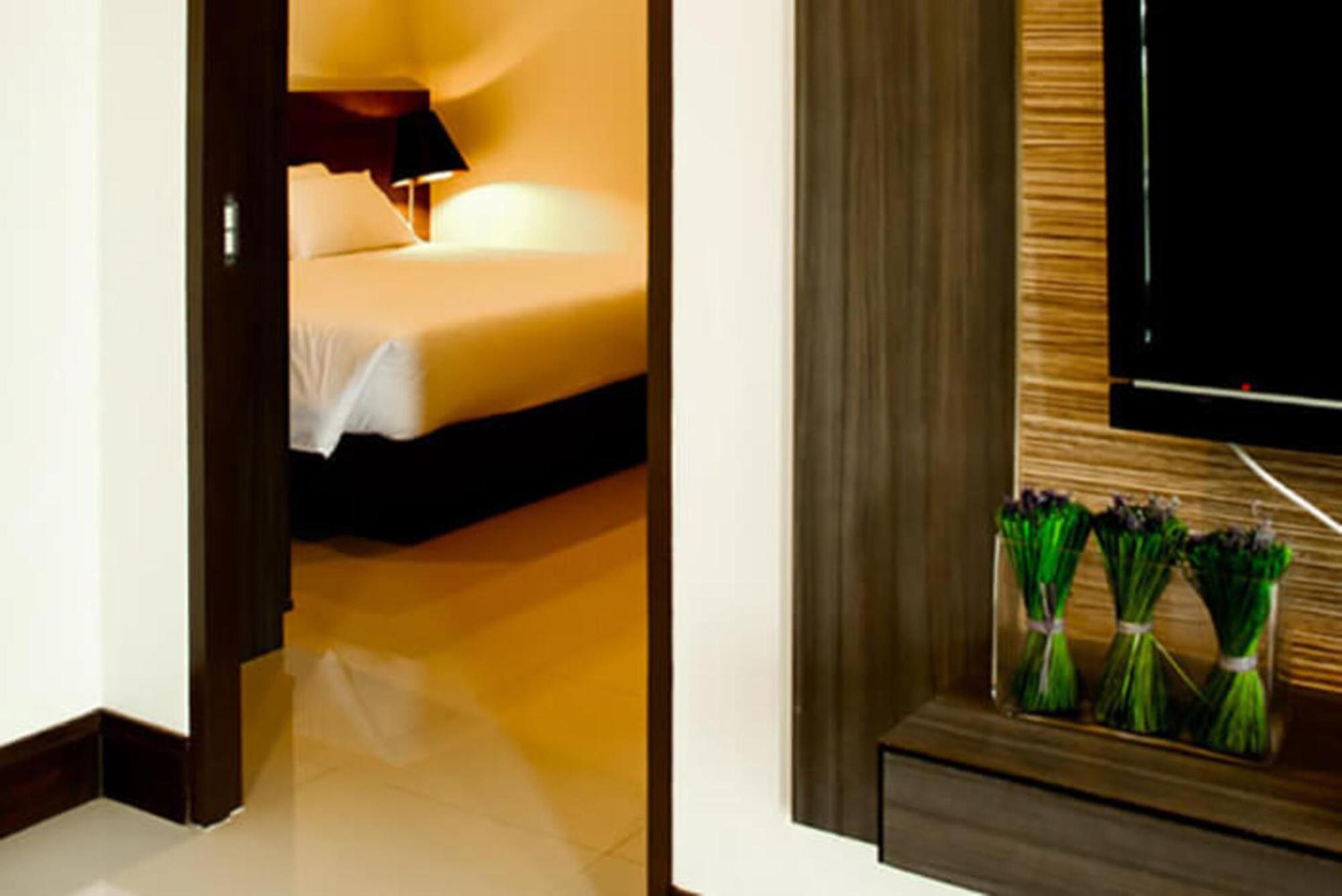 Crystal Suites Suvarnbhumi Airport Bangkok Exteriér fotografie